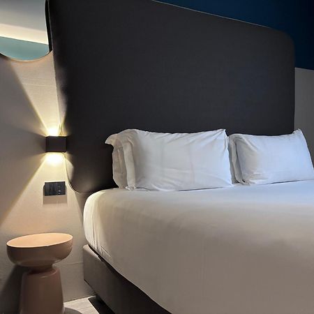 Av Hotel Milano Εξωτερικό φωτογραφία