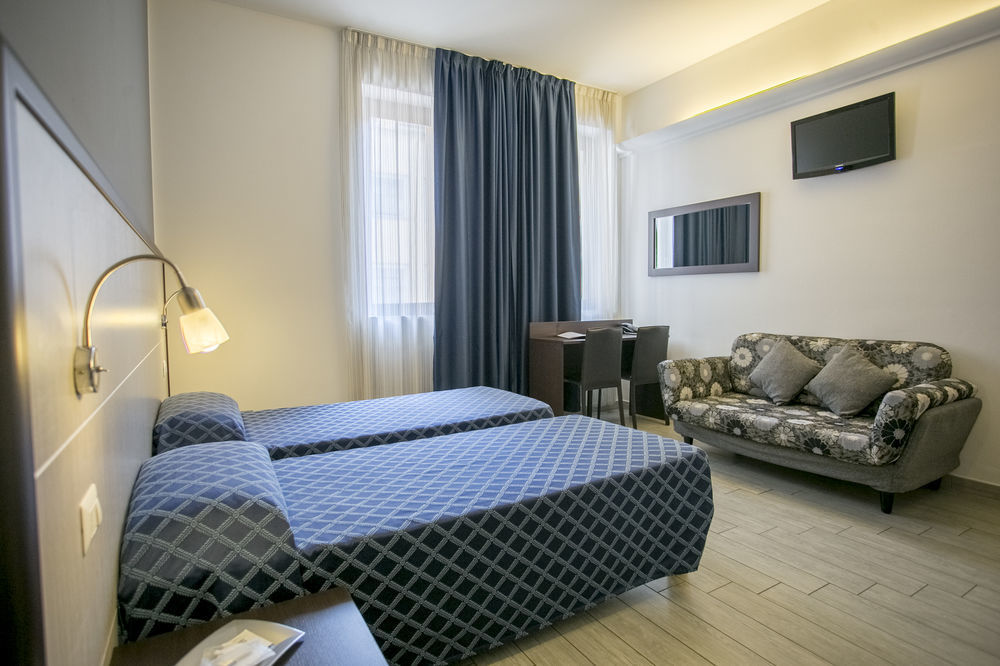 Av Hotel Milano Εξωτερικό φωτογραφία