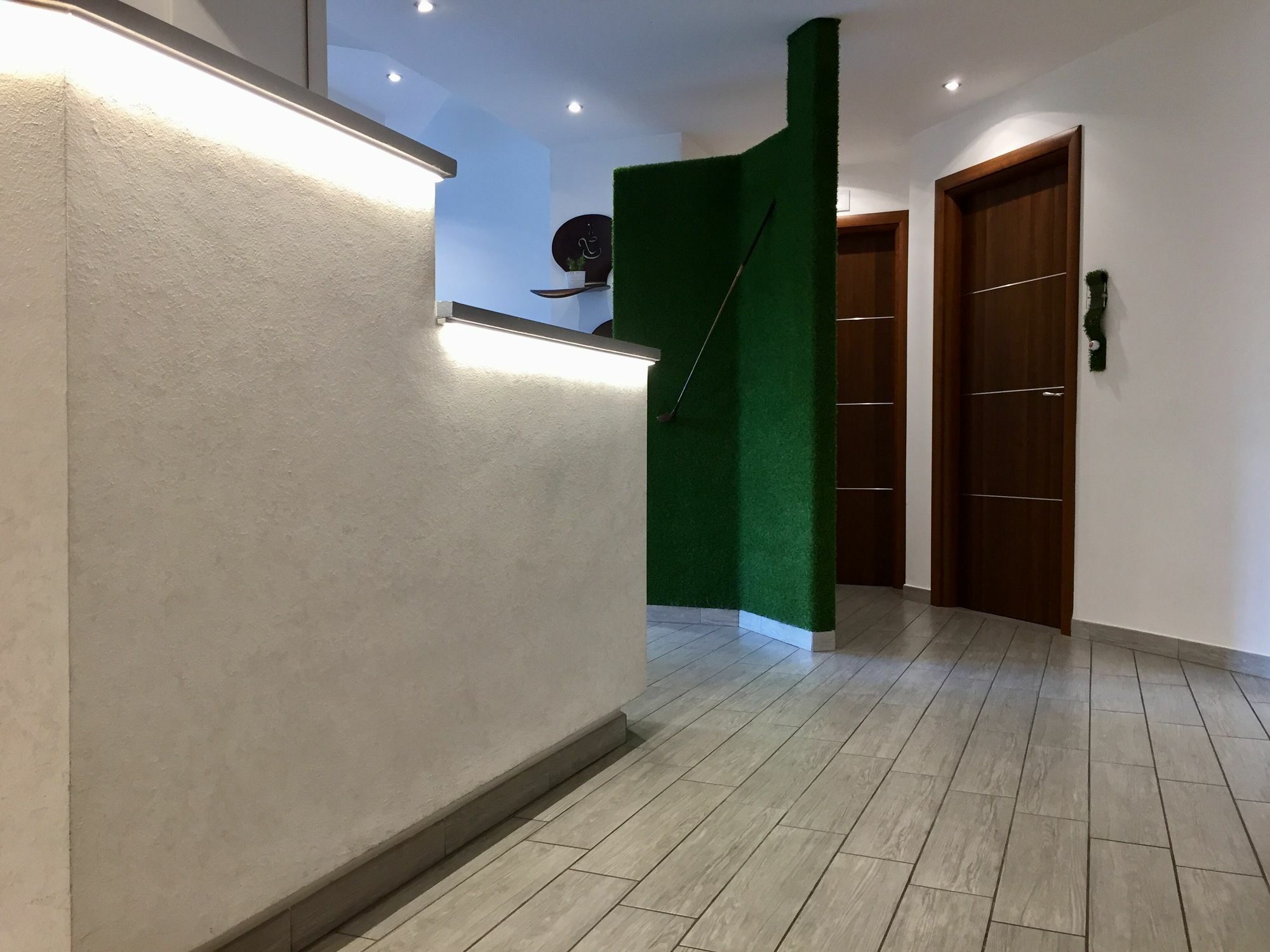 Av Hotel Milano Εξωτερικό φωτογραφία