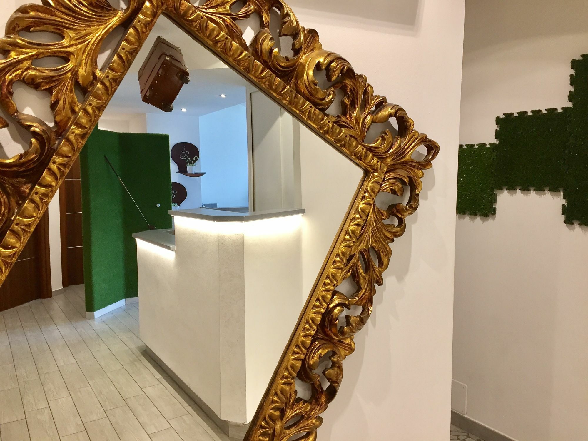 Av Hotel Milano Εξωτερικό φωτογραφία